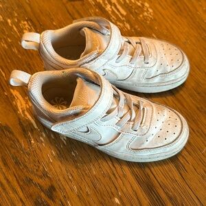 Toddler size 9 White Nikes